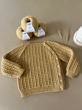 Last inn bildet i Galleri-visningsprogrammet, FlaxField Button Sweater (english)
